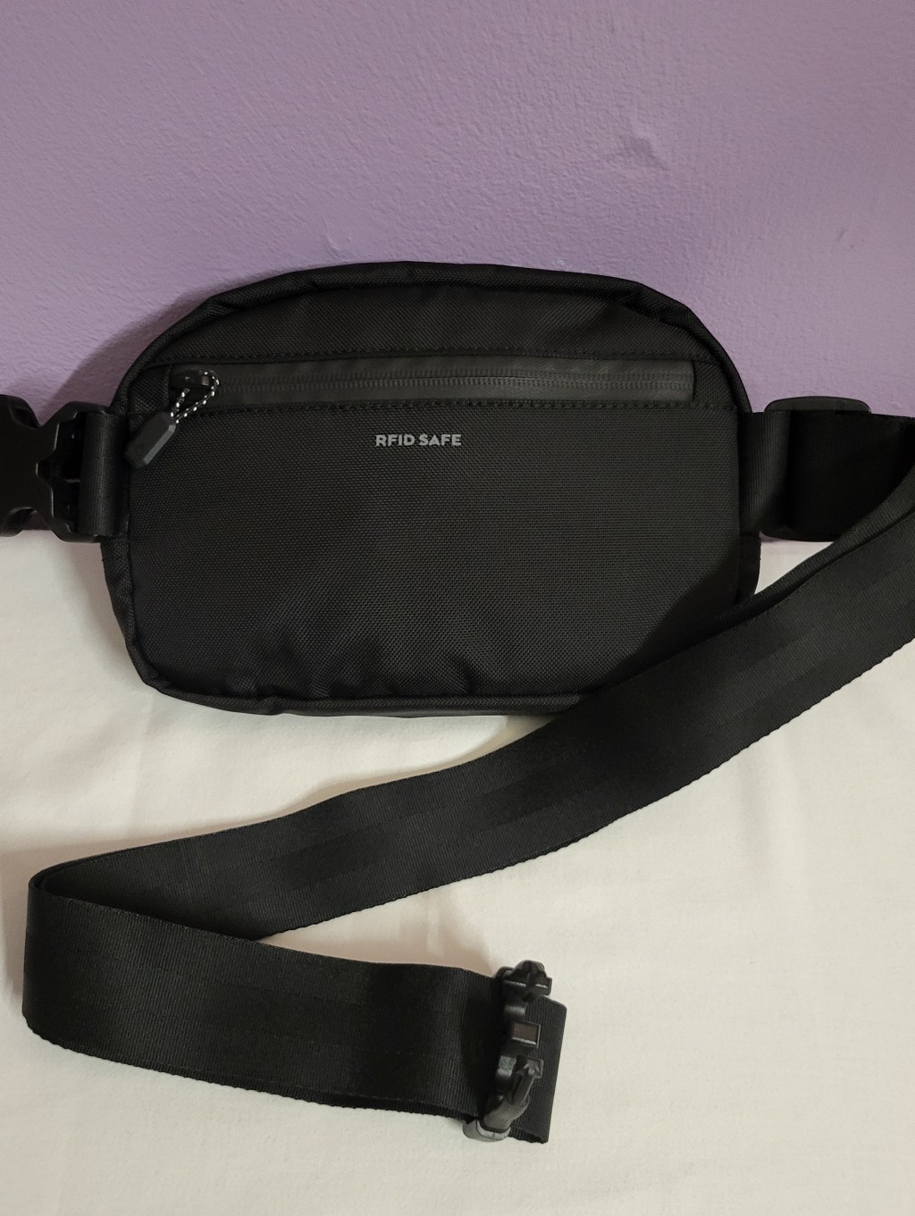 Black Nomatic Life On The Move Everyday Access Sling Rfid Safe Travel Bag New! — image 6 of 8